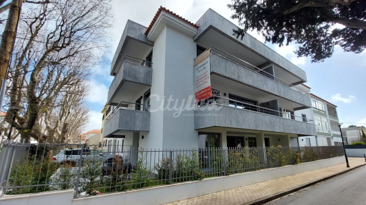 Apartamento T3 para Venda em Carcavelos e Parede Foto 40