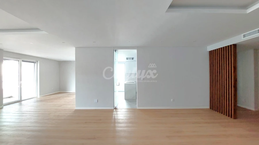 Apartamento T3 para Venda em Carcavelos e Parede Foto 6