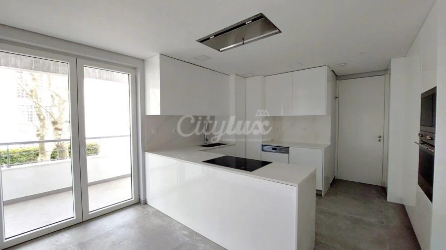 Apartamento T3 para Venda em Carcavelos e Parede Foto 7