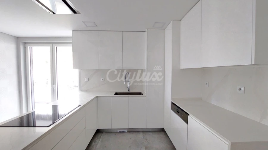 Apartamento T3 para Venda em Carcavelos e Parede Foto 8