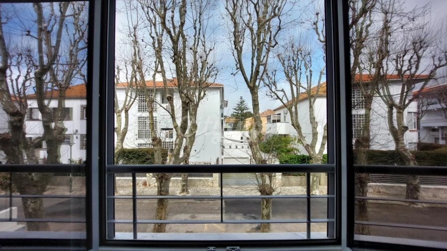 Apartamento T3 para Venda em Carcavelos e Parede Foto 15