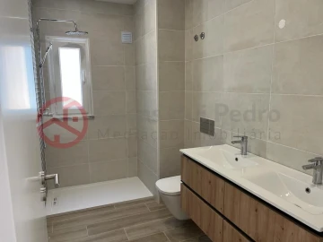 Moradia T4 para Venda em Quinta do Anjo