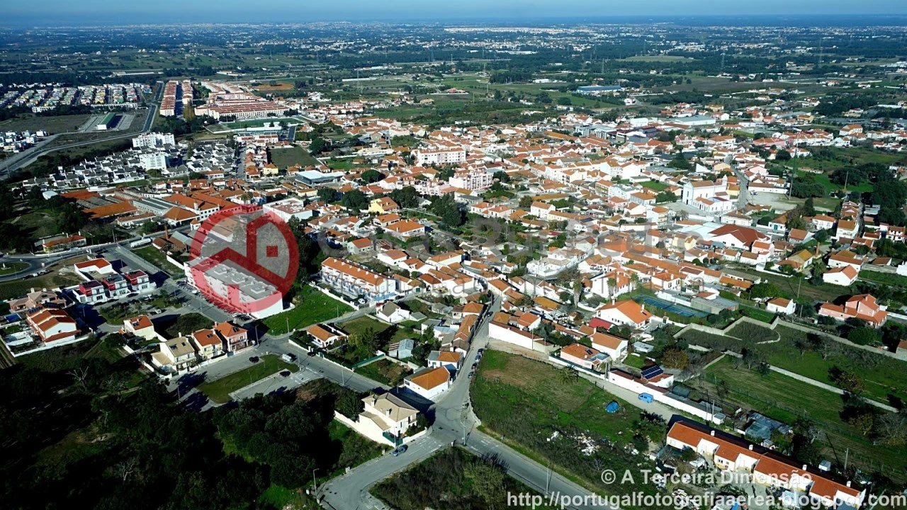 Moradia T4 para Venda em Quinta do Anjo Foto 24