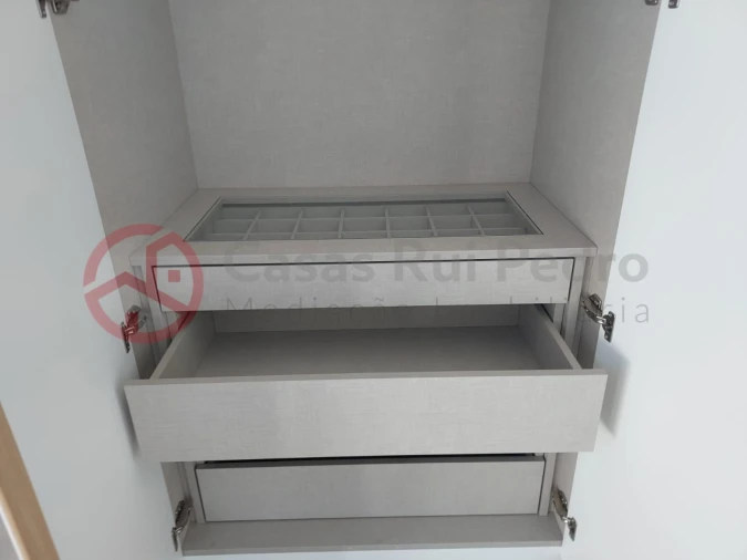 Moradia T4 para Venda em Quinta do Anjo Foto 12