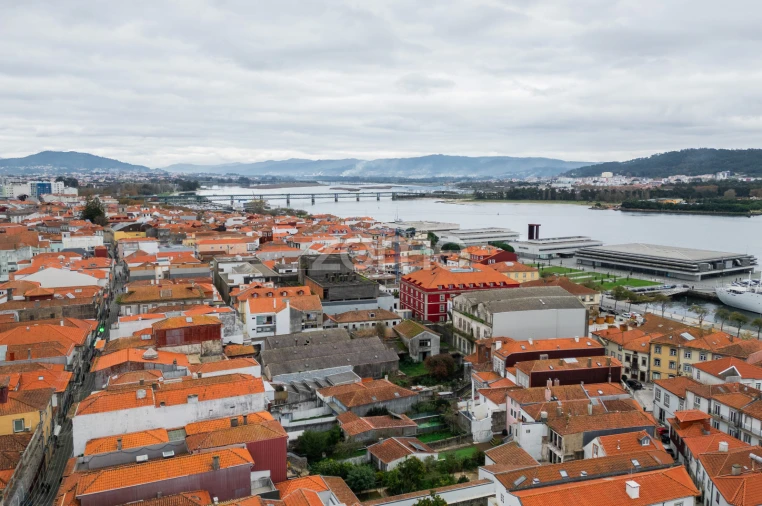Prédio para Venda em Santa Maria Maior e Monserrate e Meadela Foto 2