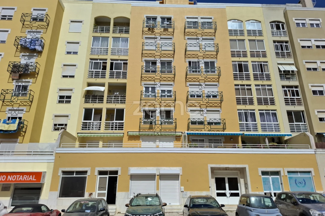 Negócio para Arrendamento em Agualva e Mira-Sintra Foto 3