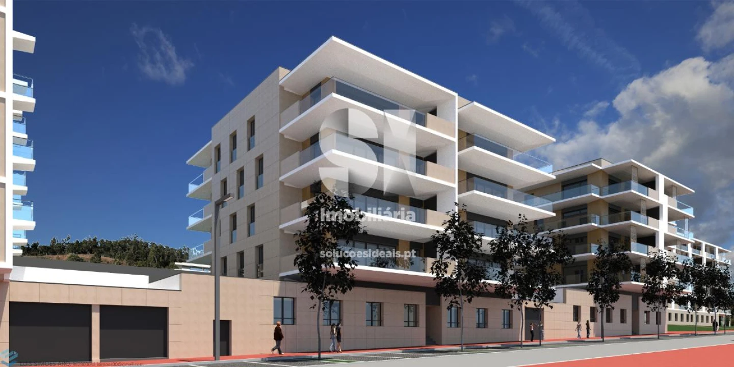 Apartamento T3 para Venda em Santo Antonio dos Olivais Foto 3