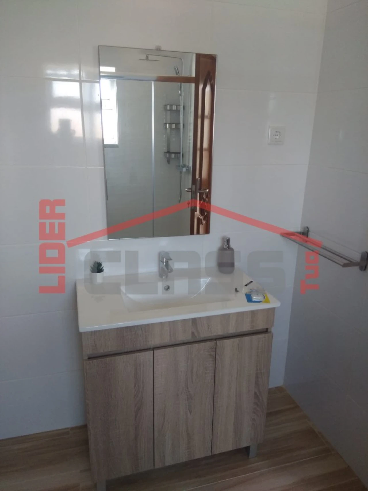 Apartamento T6 para Venda em Mirandela Foto 14