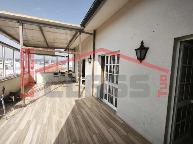 Apartamento T6 para Venda em Mirandela Foto 6