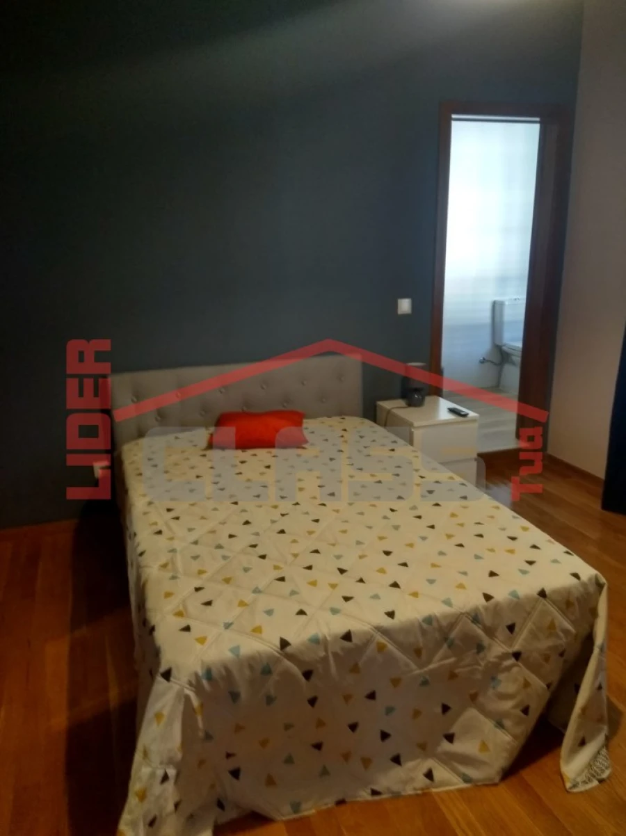 Apartamento T6 para Venda em Mirandela Foto 10