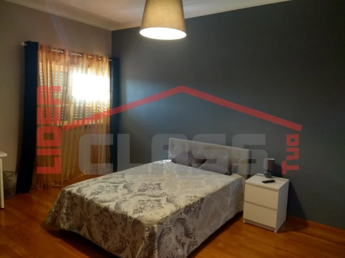 Apartamento T6 para Venda em Mirandela Foto 4