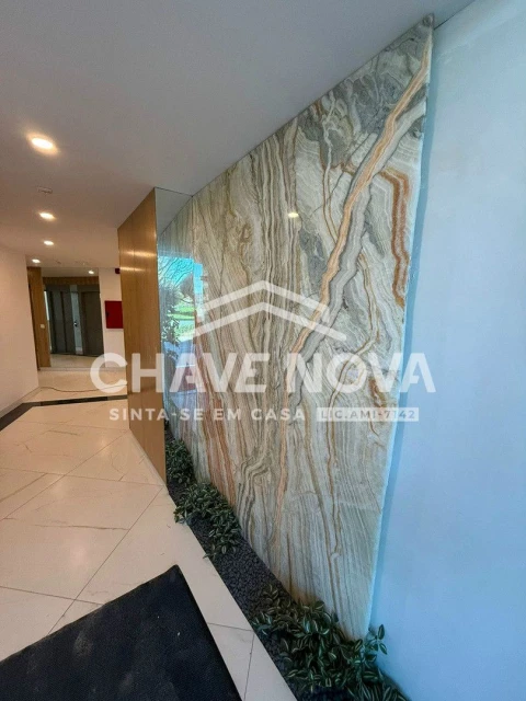Apartamento T2 para Arrendamento em Ramalde