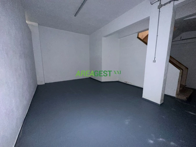 Loja para Arrendamento em Benfica Foto 11