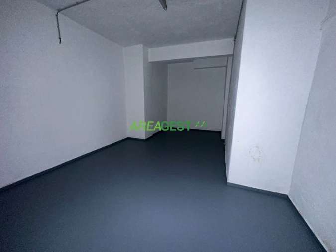 Loja para Arrendamento em Benfica Foto 15