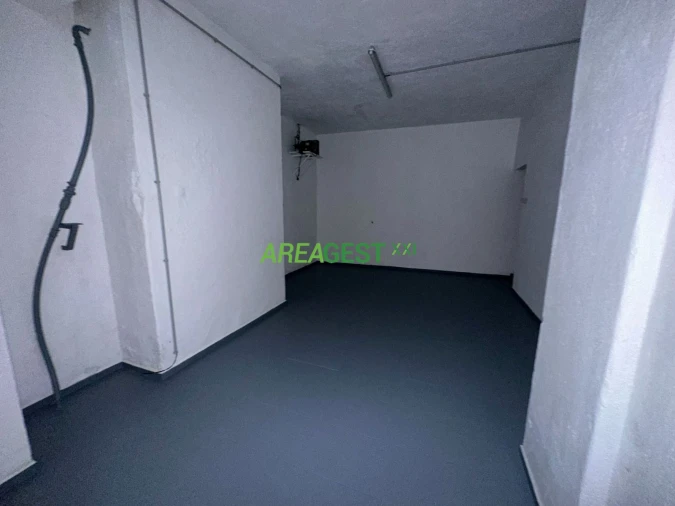 Loja para Arrendamento em Benfica Foto 17