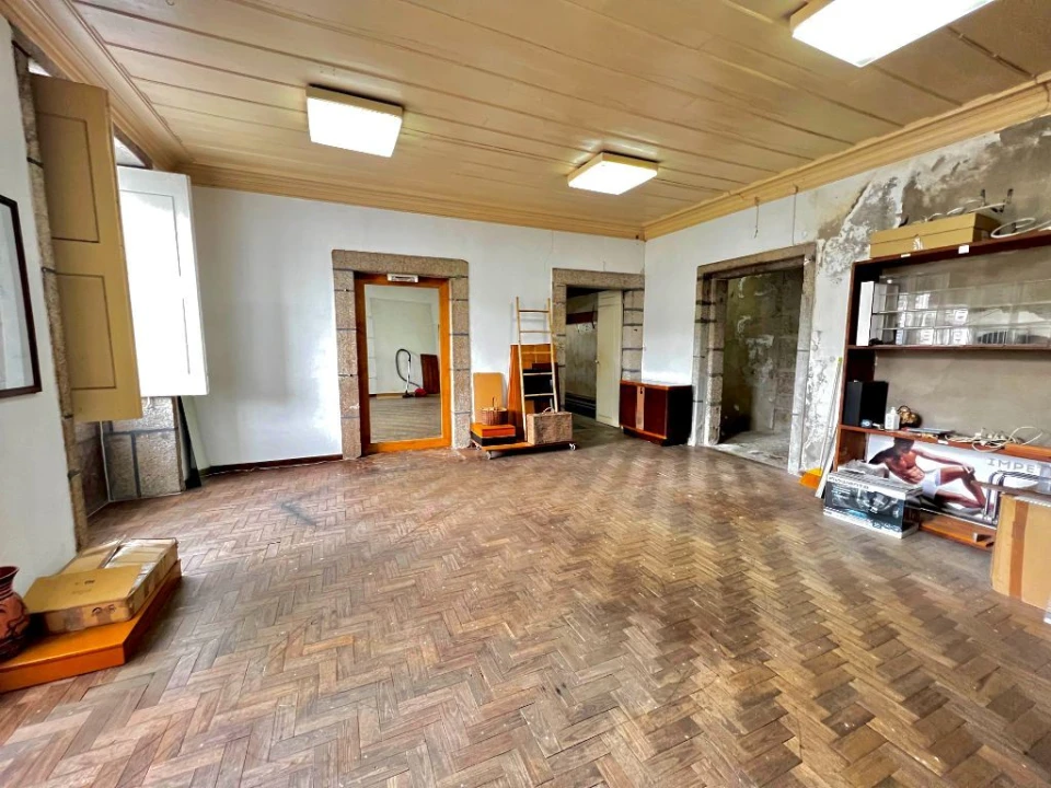 Prédio para Venda em Amarante (São Gonçalo), Madalena, Cepelos e Gatão Foto 9