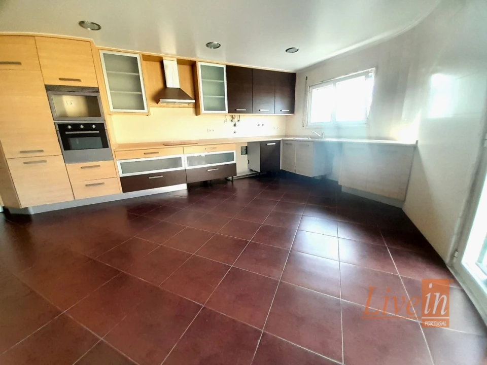 Apartamento T2 para Venda em Malveira e São Miguel de Alcainça Foto 8