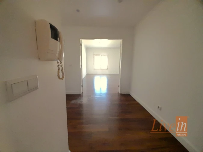 Apartamento T2 para Venda em Malveira e São Miguel de Alcainça Foto 3