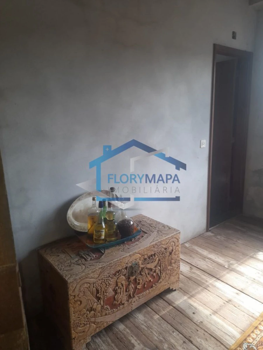 Moradia T5 para Venda em Pussos São Pedro Foto 10