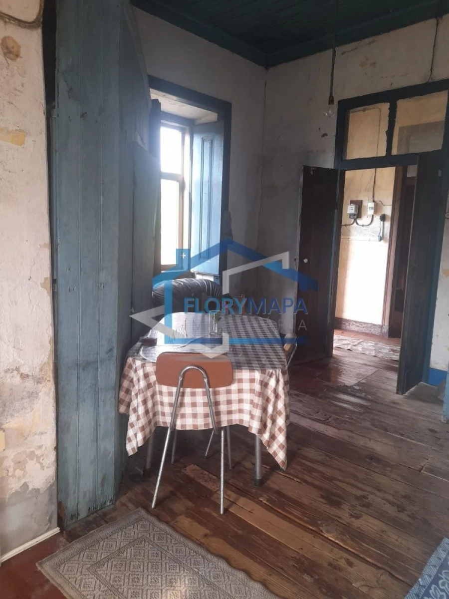 Moradia T5 para Venda em Pussos São Pedro Foto 11