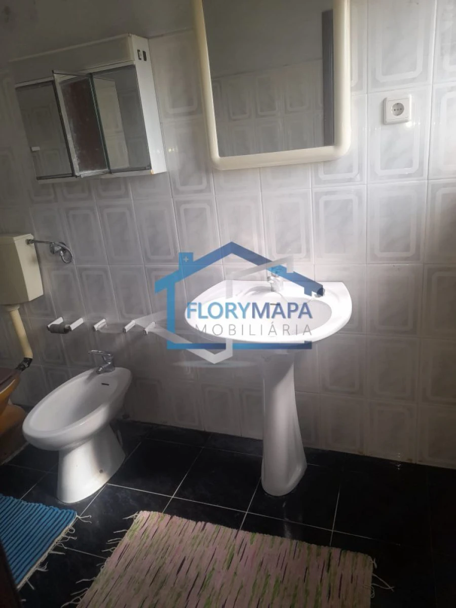 Moradia T5 para Venda em Pussos São Pedro Foto 15