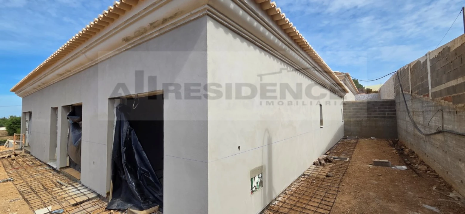 Moradia T3 para Venda em Alcantarilha e Pêra Foto 3