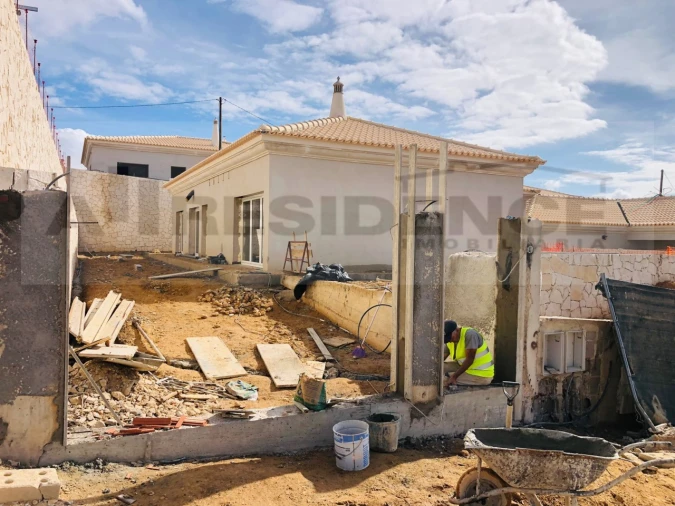 Moradia T3 para Venda em Alcantarilha e Pêra Foto 4