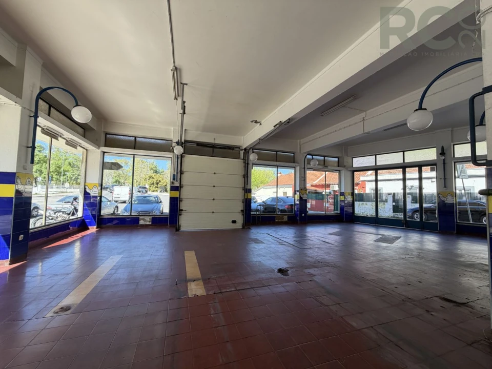 Loja para Venda em Santa Maria, São Pedro e Matacães Foto 18