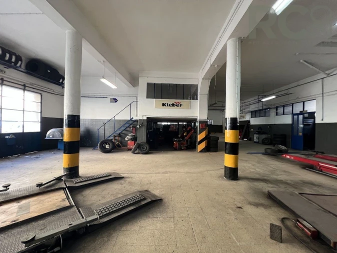 Loja para Venda em Santa Maria, São Pedro e Matacães Foto 11