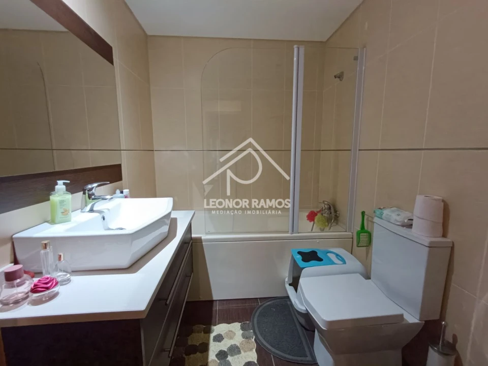Apartamento T2 para Venda em Castelo Branco Foto 24