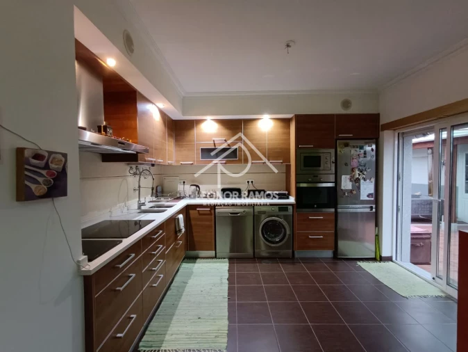 Apartamento T2 para Venda em Castelo Branco Foto 3