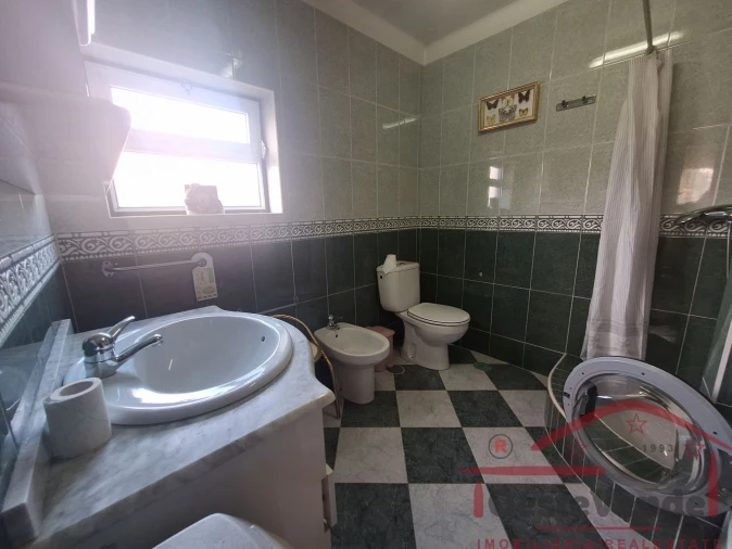 Moradia T7 para Venda em Roliça Foto 18