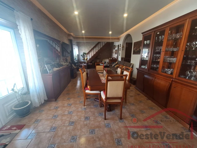 Moradia T7 para Venda em Roliça Foto 37