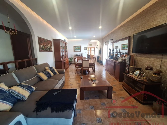 Moradia T7 para Venda em Roliça Foto 38