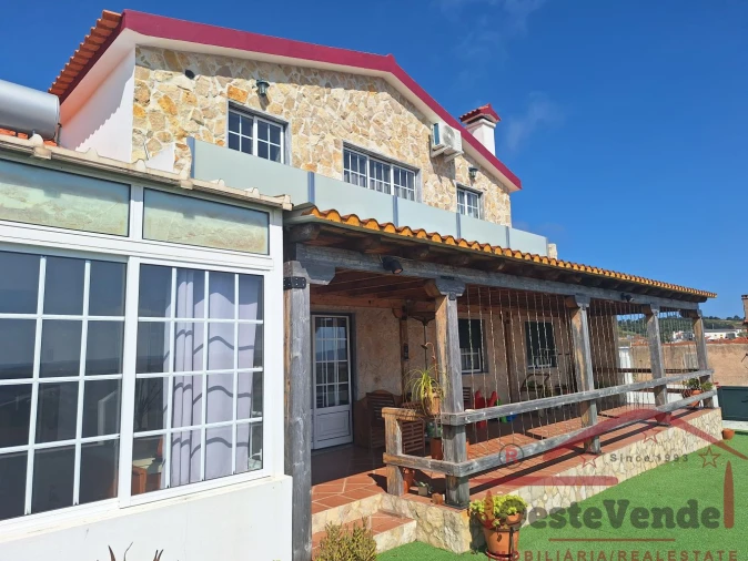 Moradia T7 para Venda em Roliça Foto 33