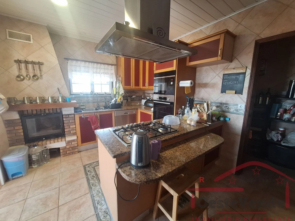 Moradia T7 para Venda em Roliça Foto 48