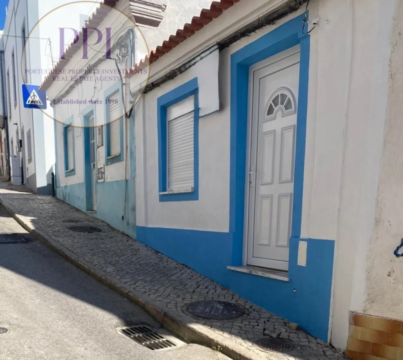 Moradia T1 para Venda em Alvor Foto 1