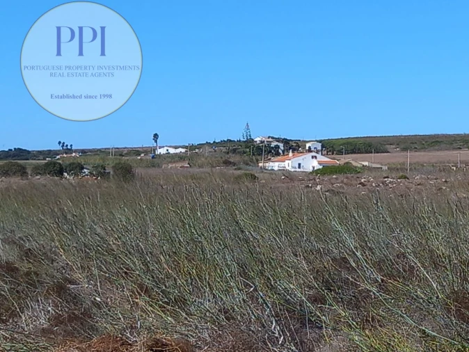 Terreno para Venda em Vila do Bispo e Raposeira Foto 2