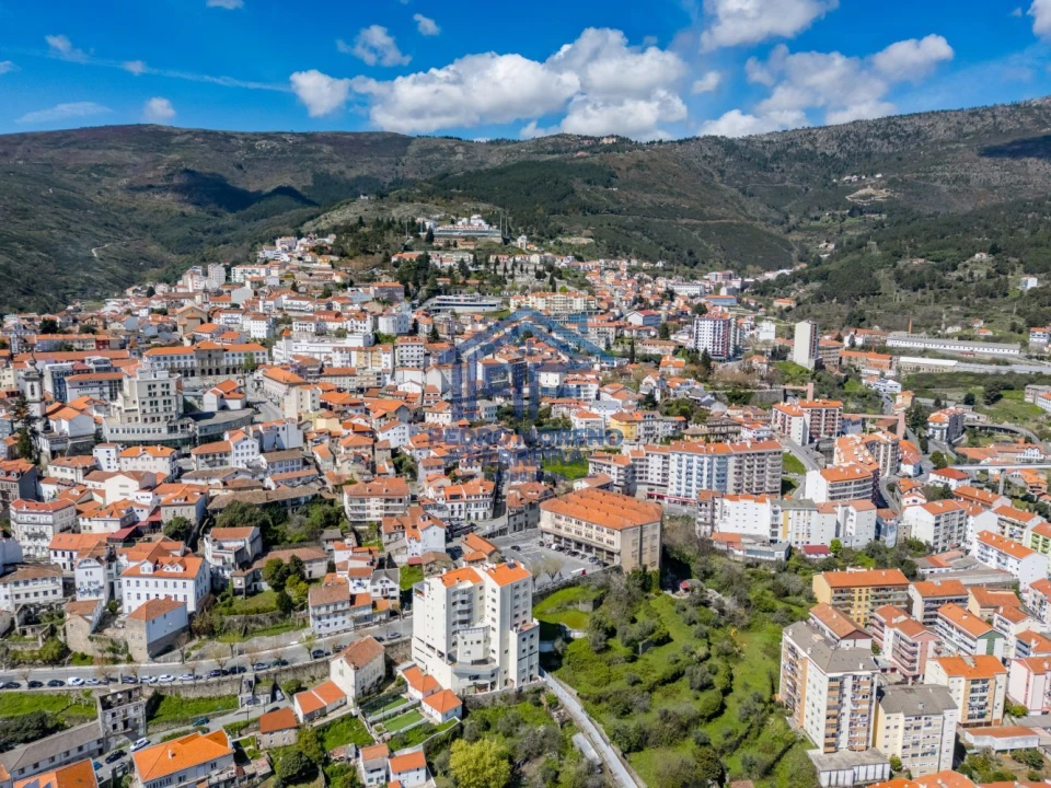 Loja para Venda em Covilhã e Canhoso Foto 17