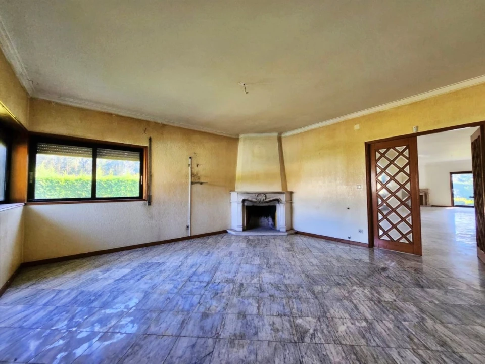 Moradia T5 para Venda em Ruivães e Novais Foto 8