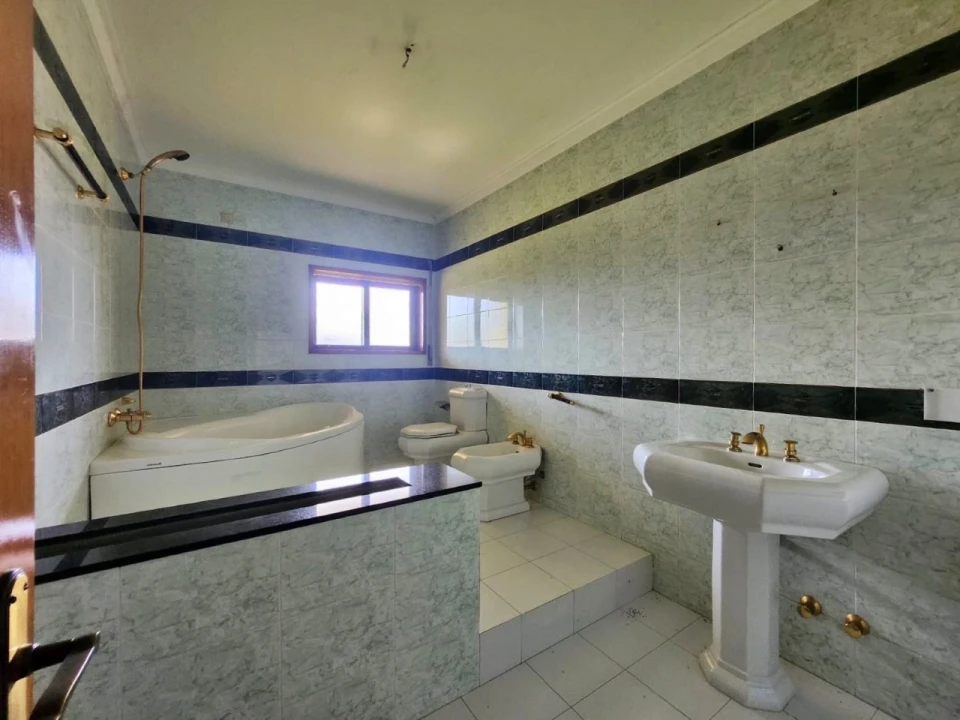 Moradia T5 para Venda em Ruivães e Novais Foto 19