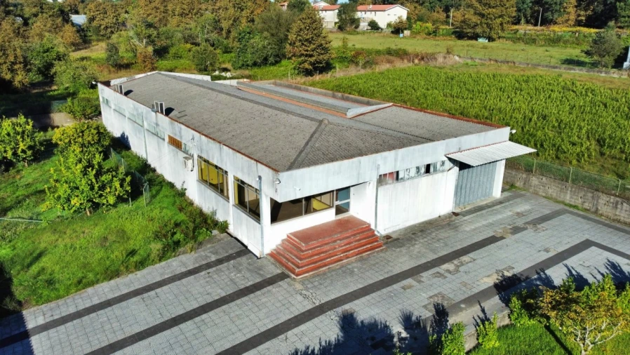 Moradia T5 para Venda em Ruivães e Novais Foto 32