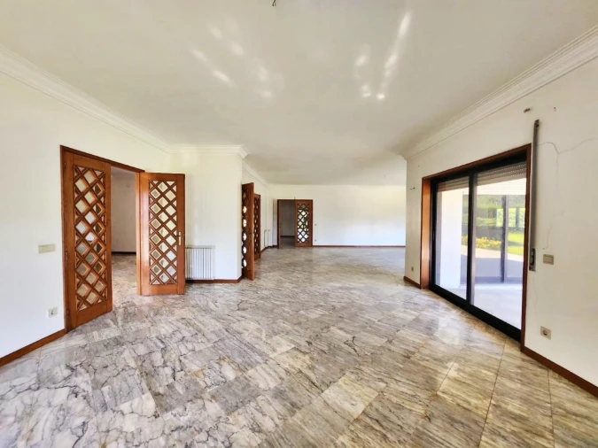 Moradia T5 para Venda em Ruivães e Novais Foto 6