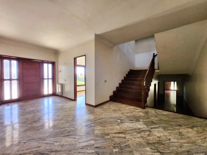 Moradia T5 para Venda em Ruivães e Novais Foto 11