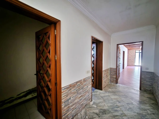 Moradia T5 para Venda em Ruivães e Novais Foto 26