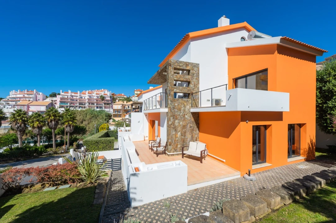 Moradia T4 para Venda em Carvoeira Foto 1