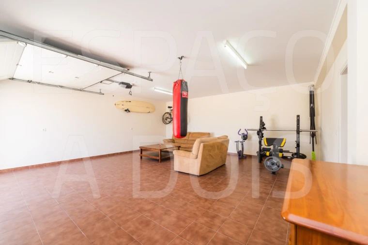 Moradia T4 para Venda em Carvoeira Foto 101