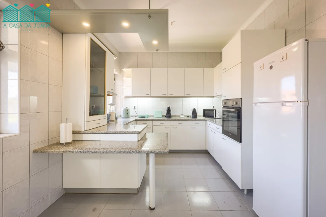 Apartamento T4 para Venda em Glória e Vera Cruz Foto 9