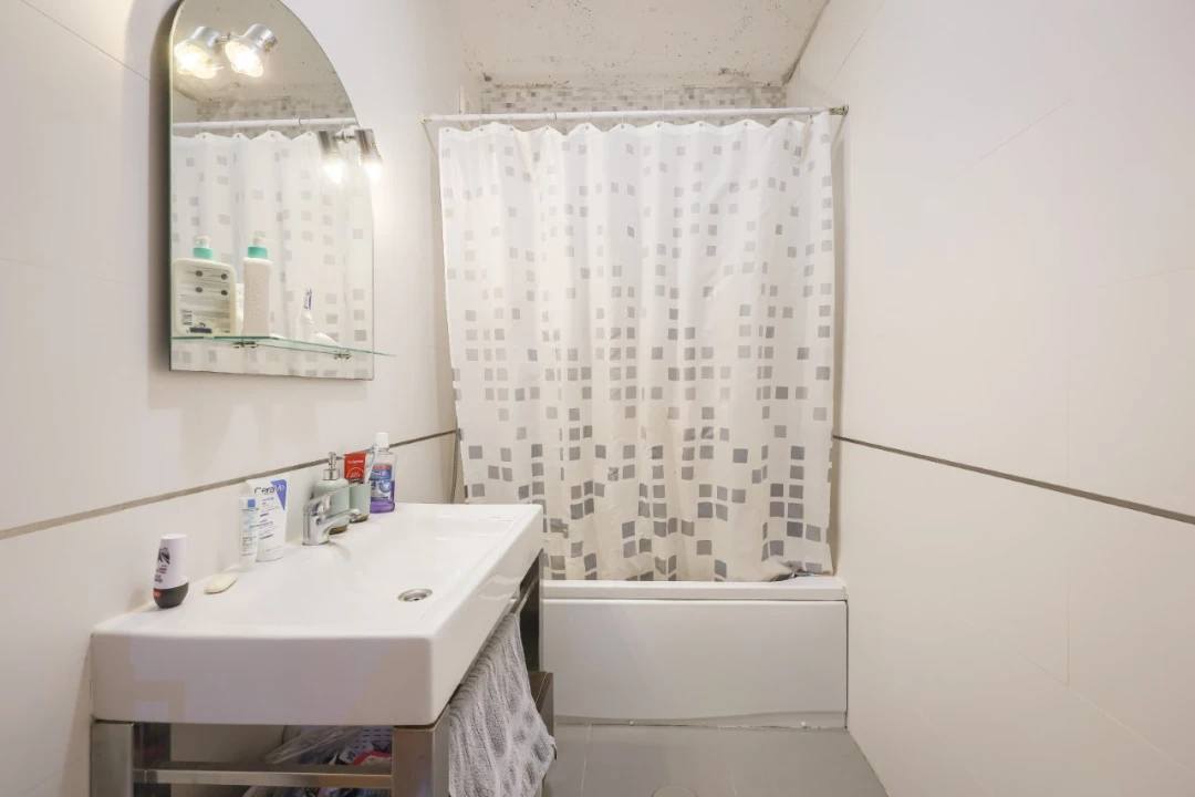 Apartamento T1 para Arrendamento em Aradas Foto 7