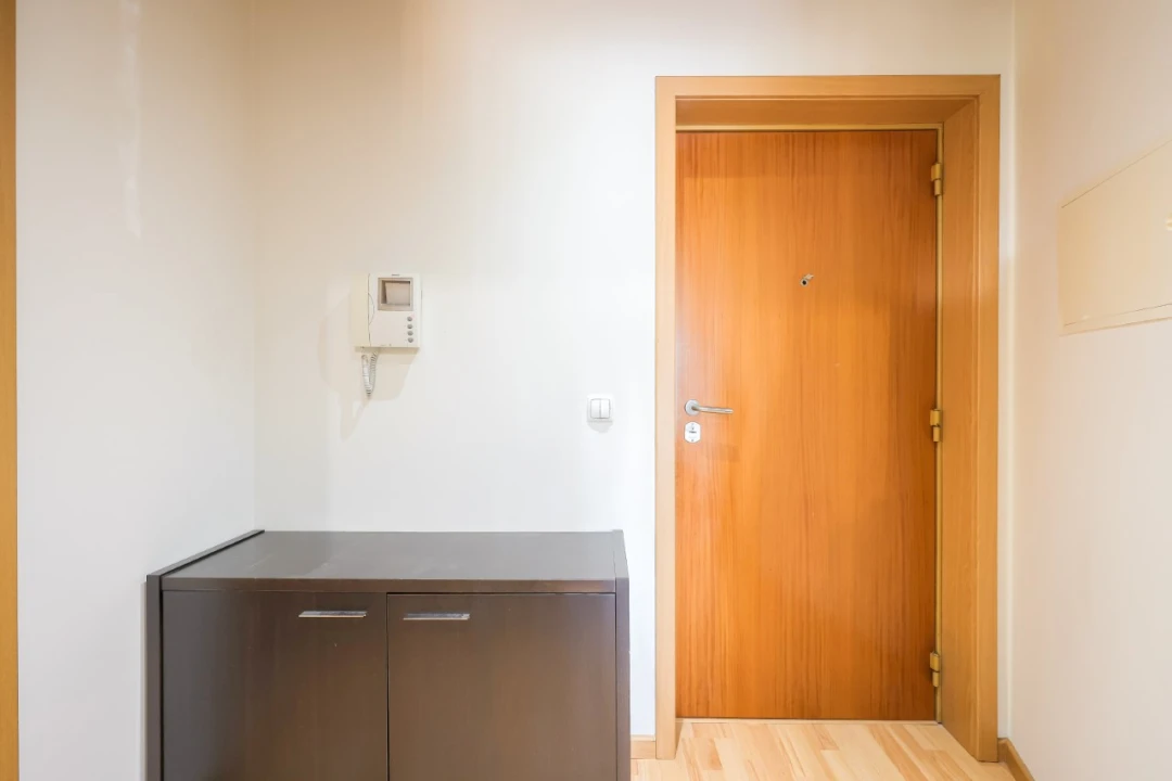 Apartamento T1 para Arrendamento em Aradas Foto 10